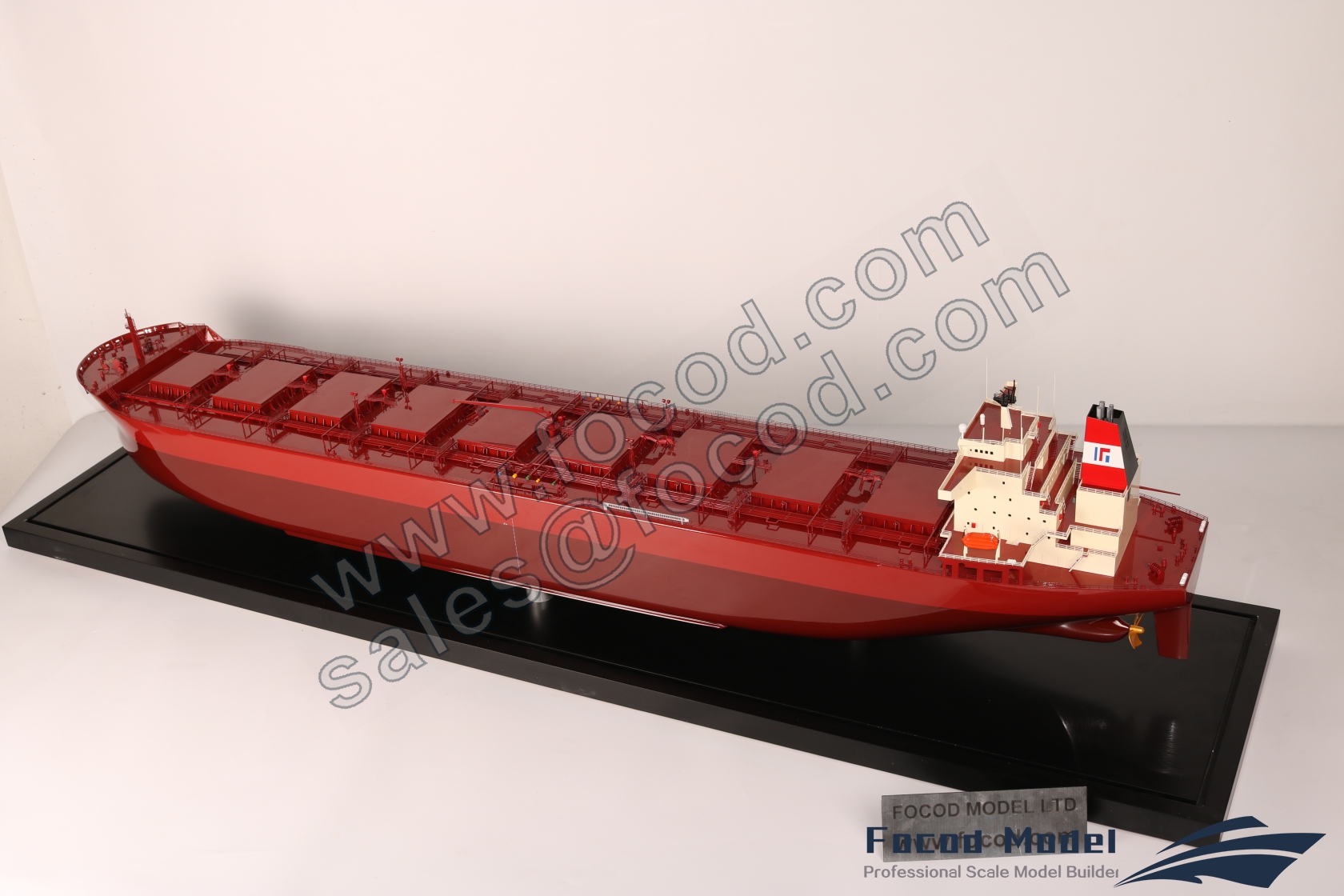 custom made model of 280m Ore-Bulk-Oil carrier CHICKASAW